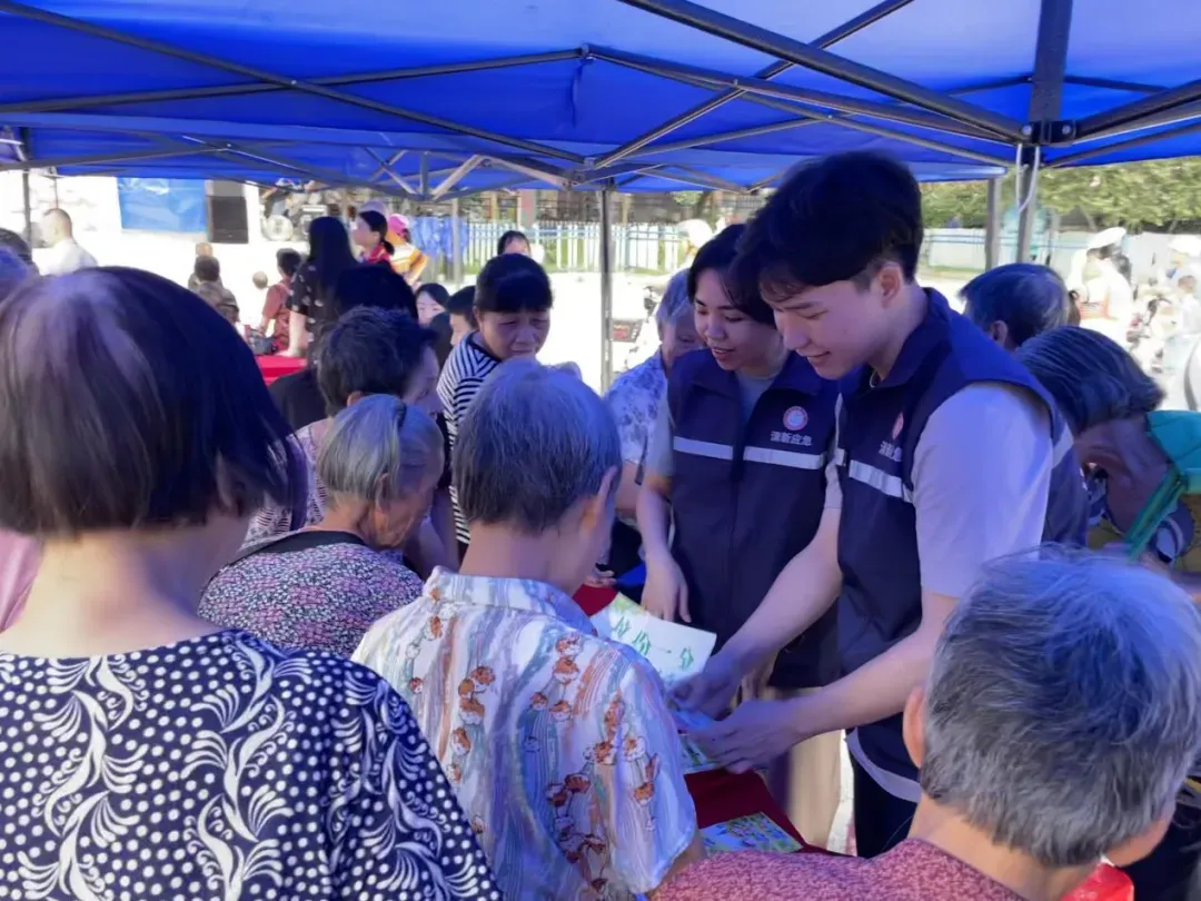 扬帆优配 清新区应急管理局：依托公益集市 创新开展安全应急知识“五进”宣传活动